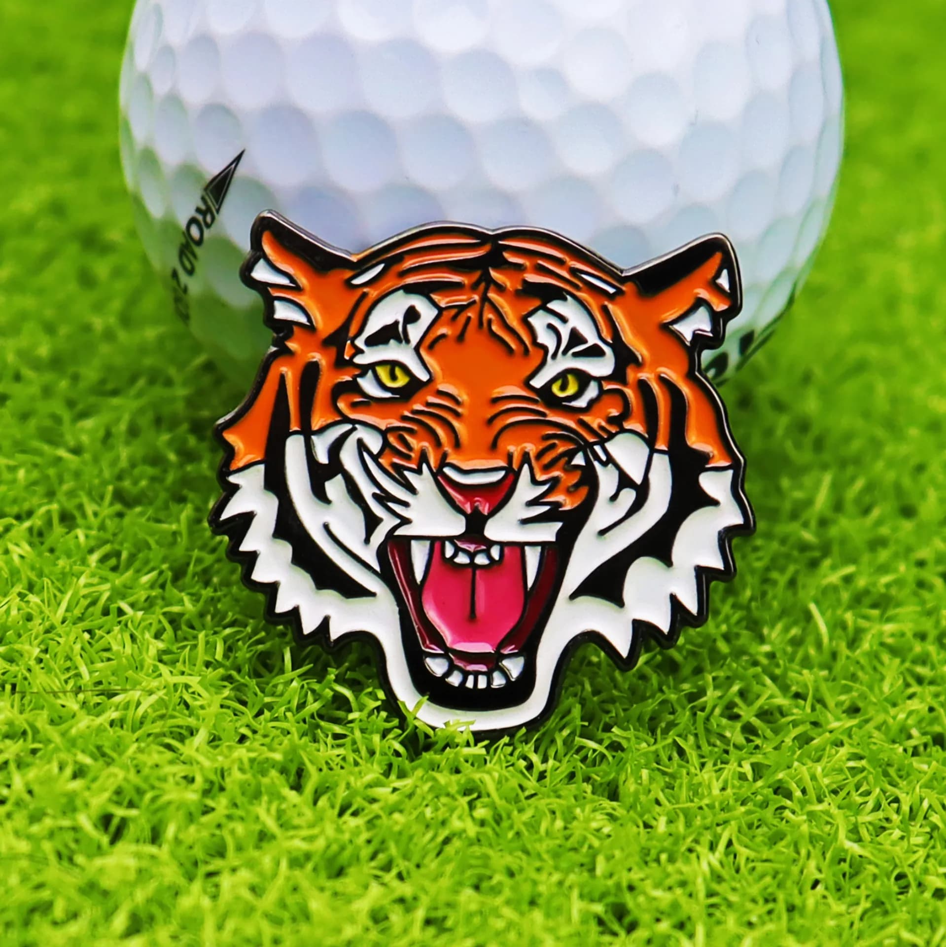 Nuovi accessori da golf Pennarello per pallina da golf Clip per cappello Creative TIger Ball Mark LY5872