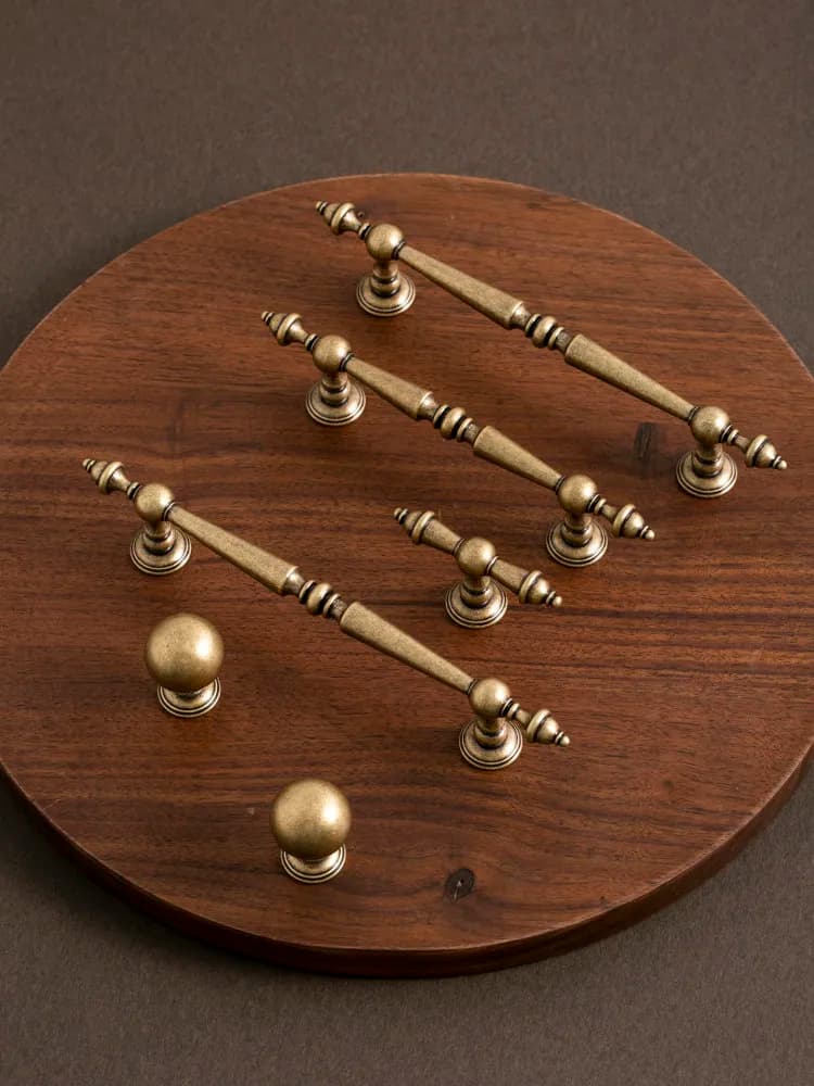 Set di Maniglie e Pomelli per Cassetti in Ottone Massiccio Antico, Eleganti Maniglie a Barra Affusolate, Maniglie Minimaliste di Lusso per Comodini