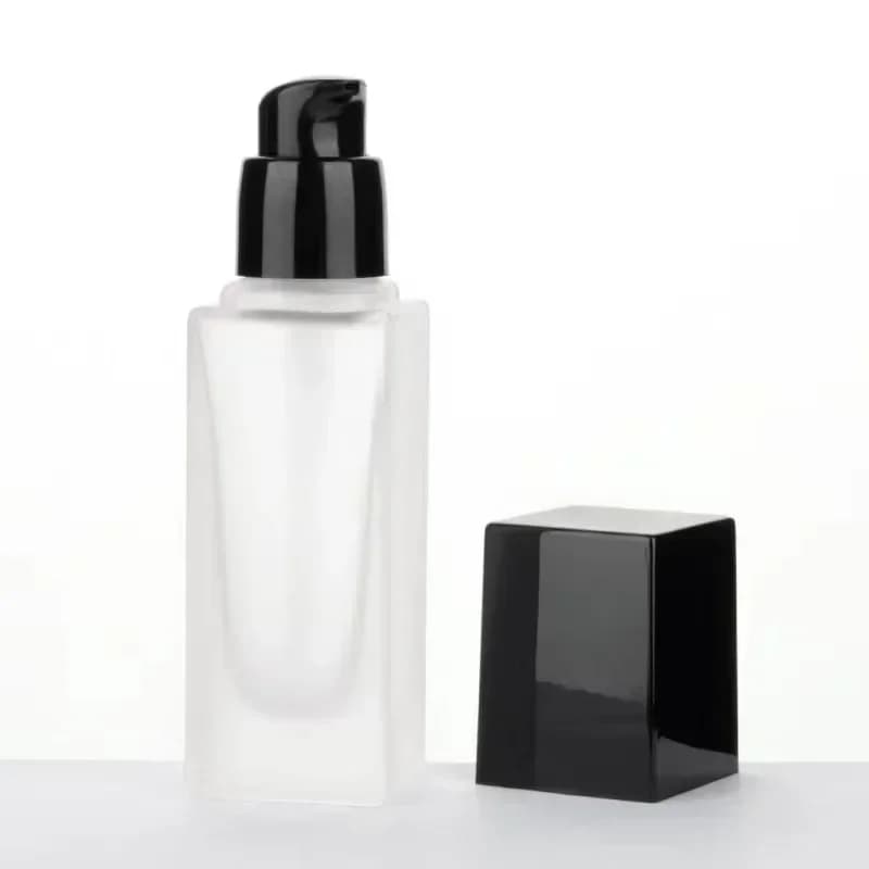 15ml 30ml 40ml 60ml fondotinta liquido quadrato bottiglia di vetro trasparente emulsione di essenza bottiglie riutilizzabili contenitore per imballaggio cosmetico