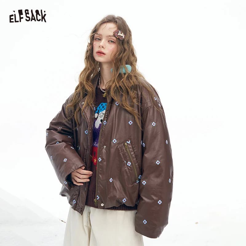 ELFSACK 2025 Winter New Arrivals Y2K Minimalist Casual Faux Leather Solid Floral Graphic Lapel Short Down Jacket For Women