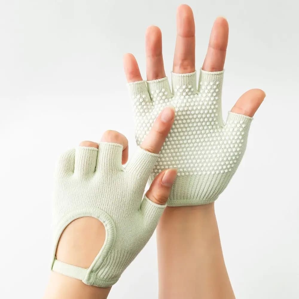 Multicolor Yoga Gloves Mid-Slip Die Resistant to wear Gym Gloves and Fitness Palm Protection Hot Sports Gloves for Outer Riding