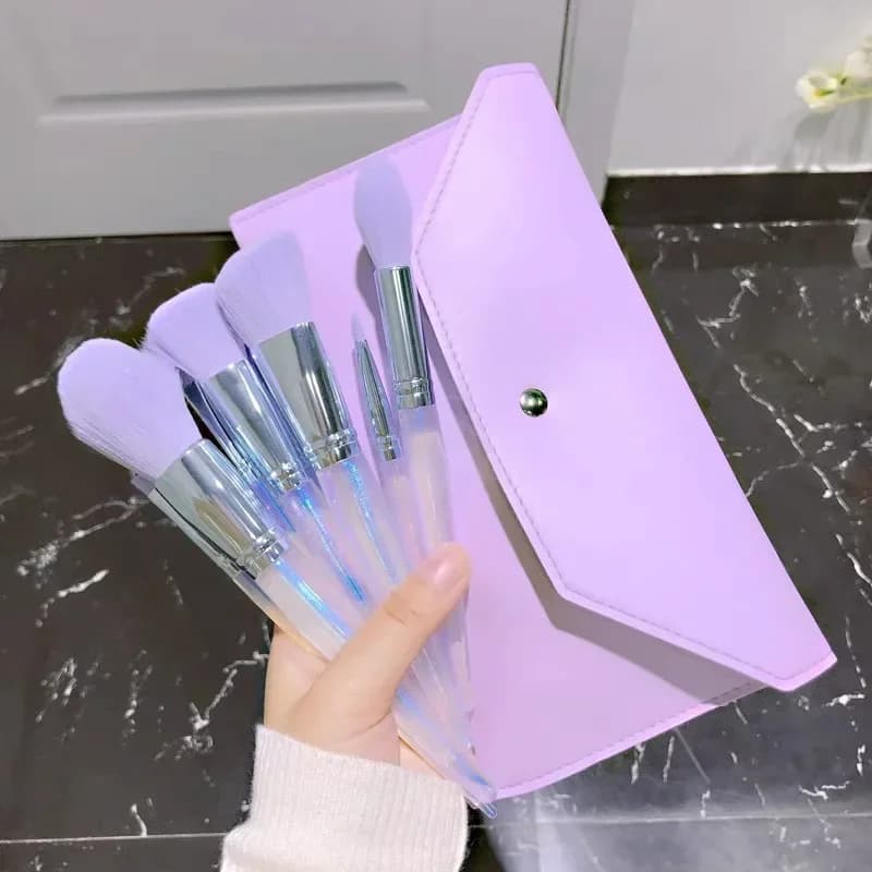 Nuovo set di pennelli per trucco viola da 5-10 pezzi con custodia per ombretto in polvere fondotinta scolpito evidenziatore pennello per sopracciglia