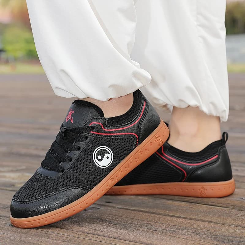 Scarpe in Pelle per Tai Chi 2026, Sneakers per Arti Marziali, Kung Fu e Wushu, Suola Morbida Antiscivolo, Calzature Comode per Allenamento