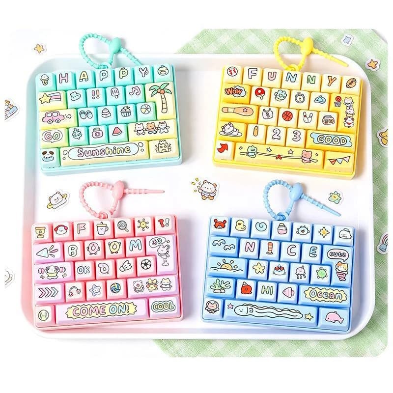 26 Grid Keycap Clicker Anti Stress Fidget Keyboard Keychain Decompression Button Hand Relax Party Favor Gift Toy Bag Pendant