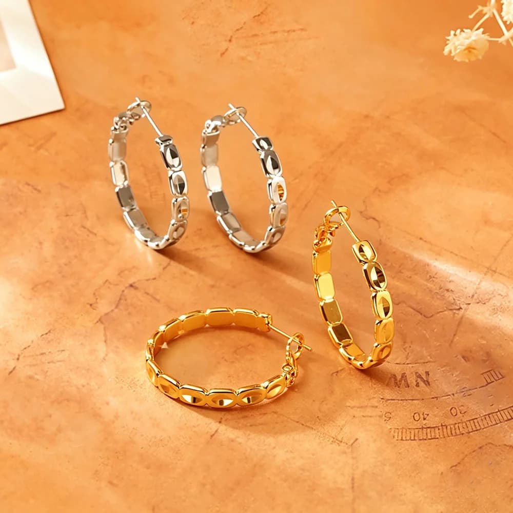 European and american style earrings: minimalist, chic, bold, statement pieces. high-end fashion, trendy ins style stud earrings