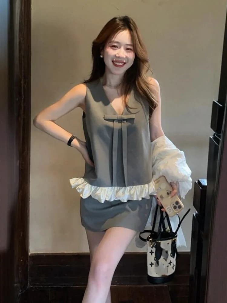Vacanza estiva delle donne Moda coreana Shoujo Trendy Old Money Abiti marea francese Set da 2 pezzi Gilet senza maniche + Mini gonna a trapezio