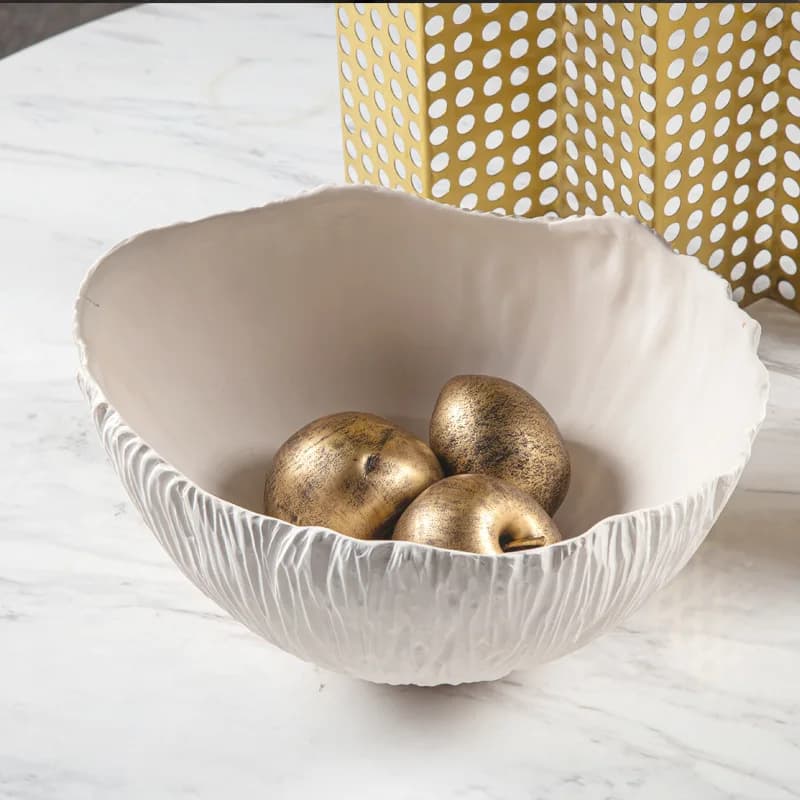 Piatto di frutta in ceramica dalla trama bianca, uso domestico nel soggiorno, piatto snack di frutta secca dalla forma creativa
