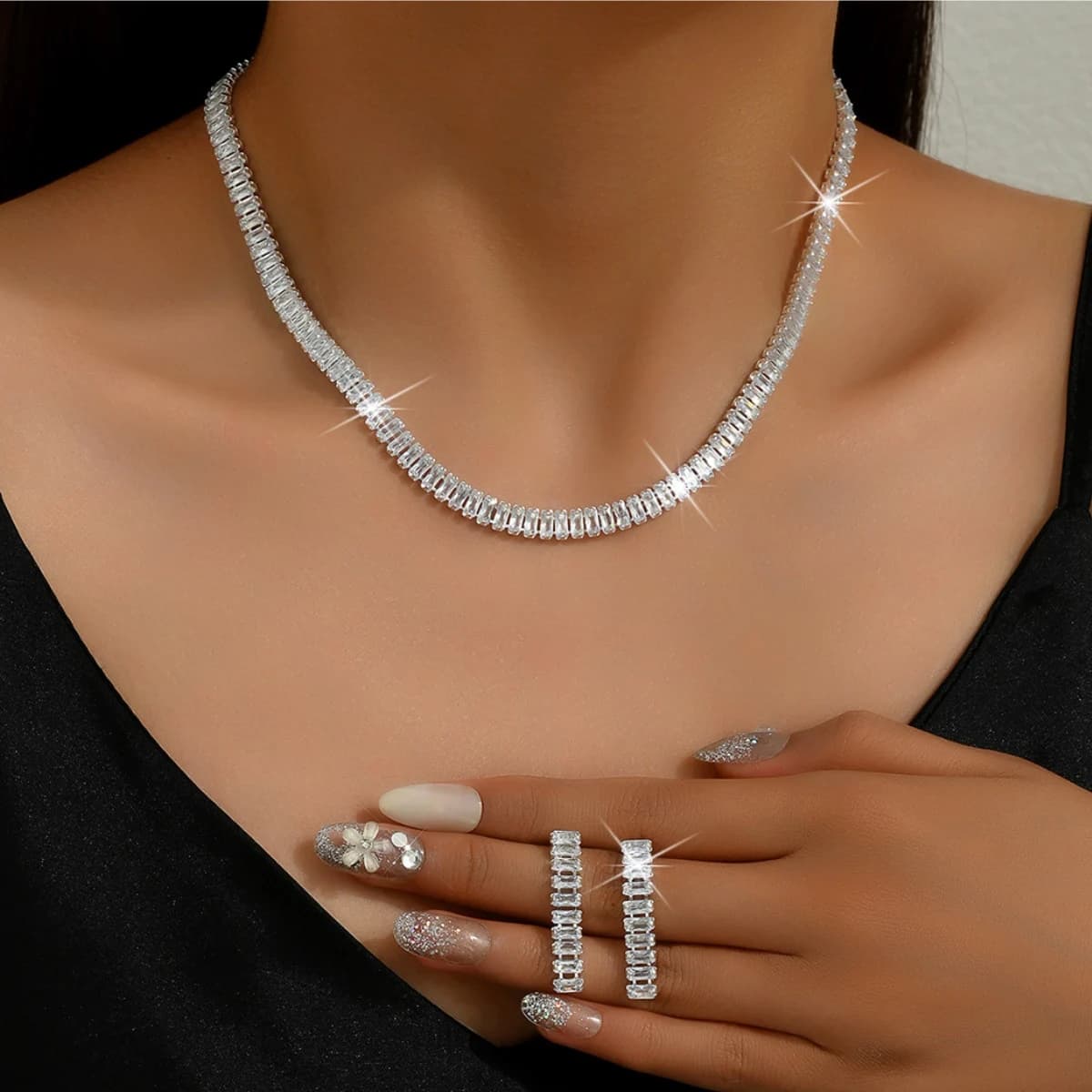 Set di gioielli serie zirconi con catena ad artiglio in rame alla moda da donna, gioielli semplici e versatili, lusso leggero e di fascia alta