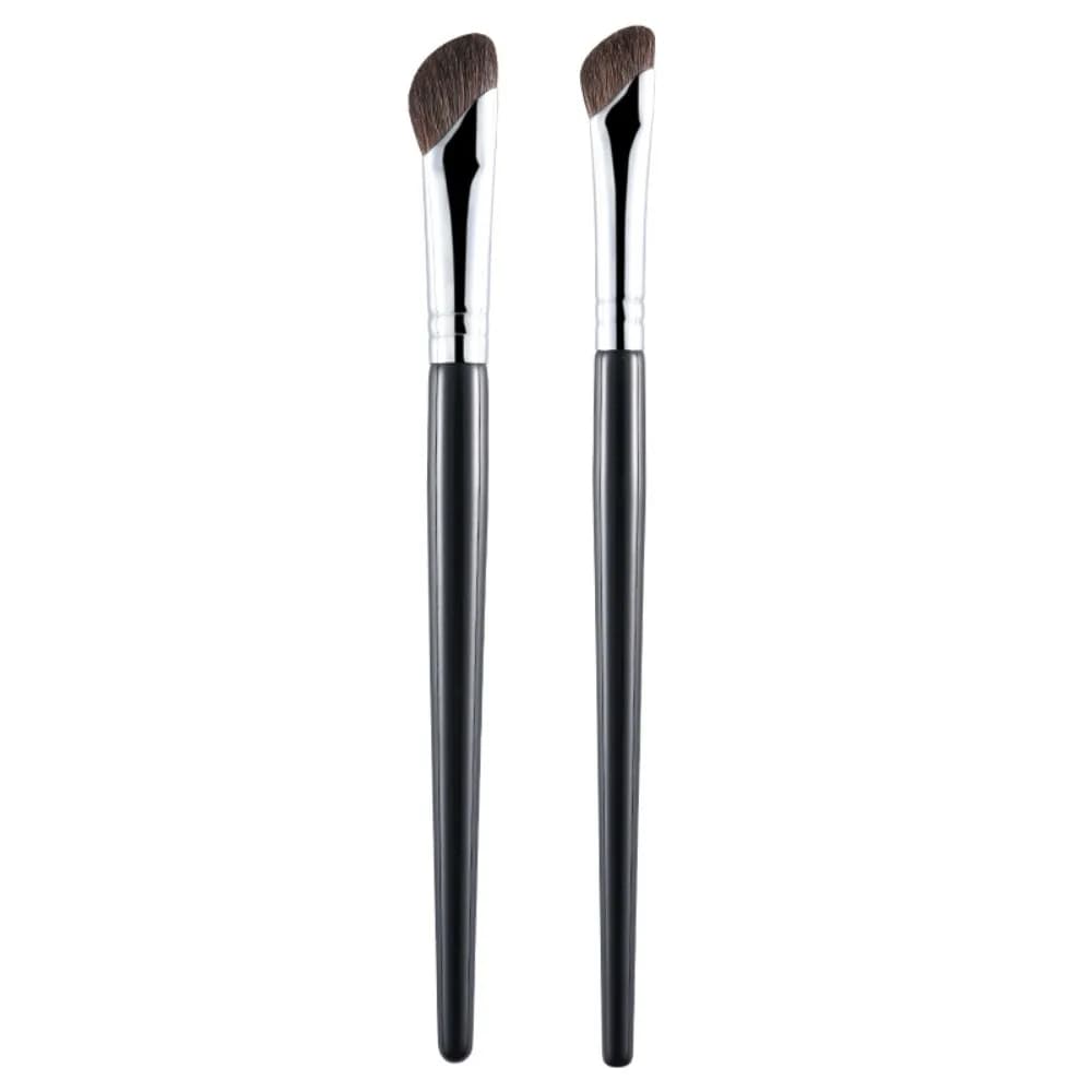 for the contour and the perfect sculpture Brush for noseshade with sickle Brush for soft and delicate angled contour on the skin Durable nose deburring brush