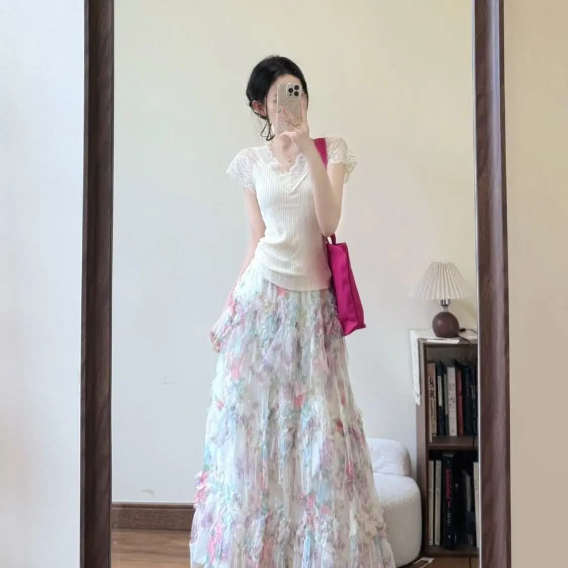 Summer Gentle Temperament V-Neck Lace Splice Short Sleeve T-Shirt Floral Half Skirt Two-Piece Set Women's Fashion Korean Style