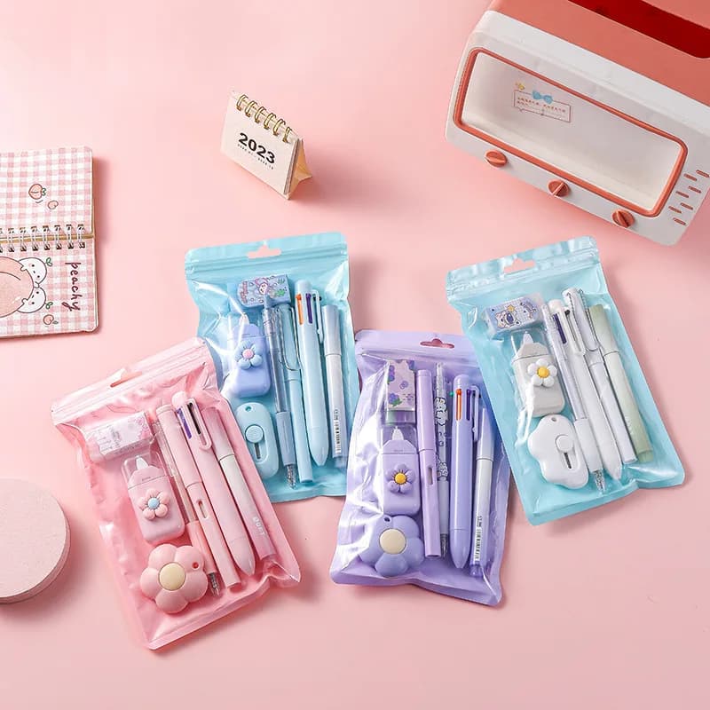 Set di cancelleria 7 in 1 Penna gel Evidenziatore Penna a sfera Matita eterna Nastro Gomma Coltello Premio