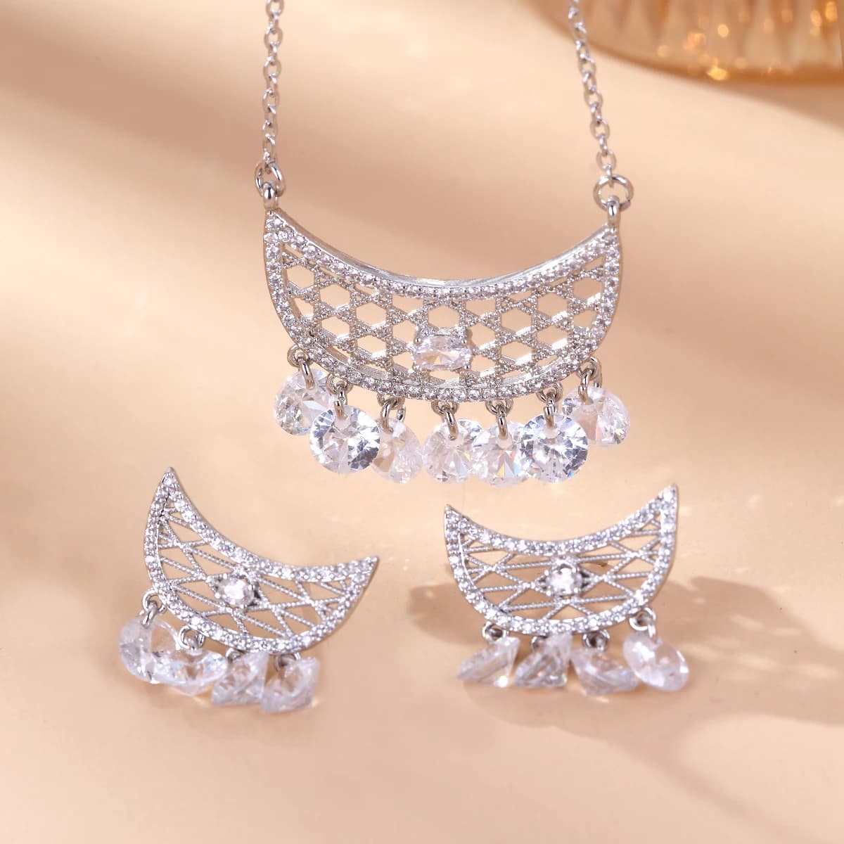 Luxury Brilliant Zircon Hollow Geometric Necklace Earrings Women Dubai Nigeria CZ Crystal Bridal Wedding Jewelry Set Accessories