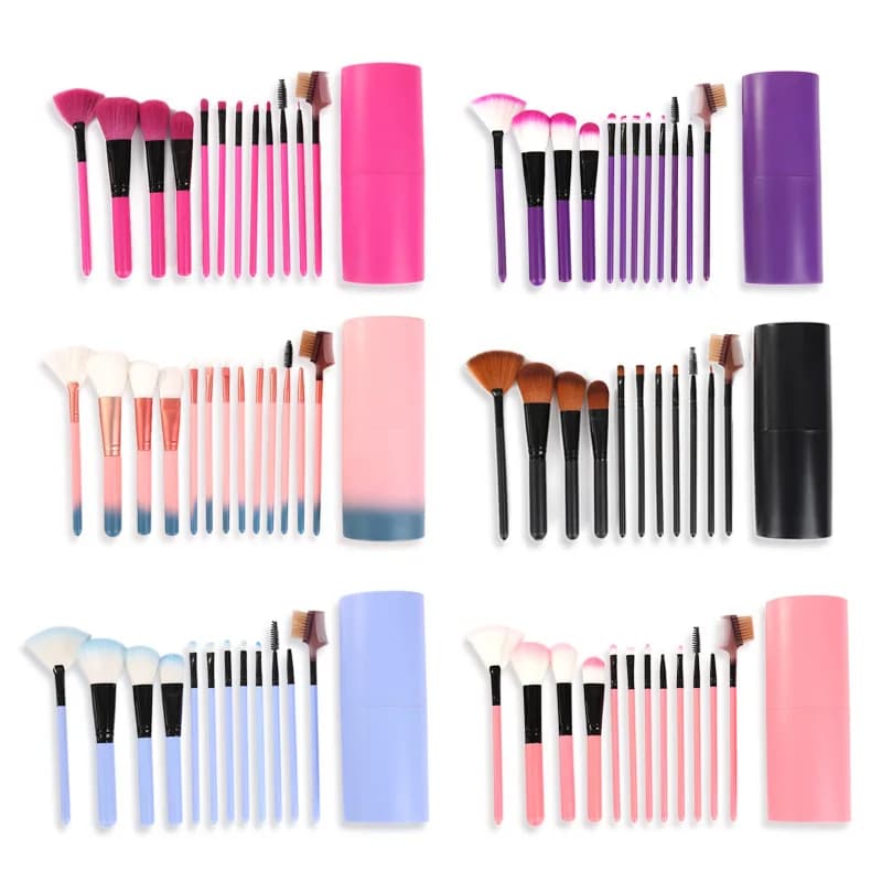 Set of 12 Colorful Makeup Brushes with Internal Plastic and Diamond Handle, Mobile Sand Effect, for Powders and Cosmetics