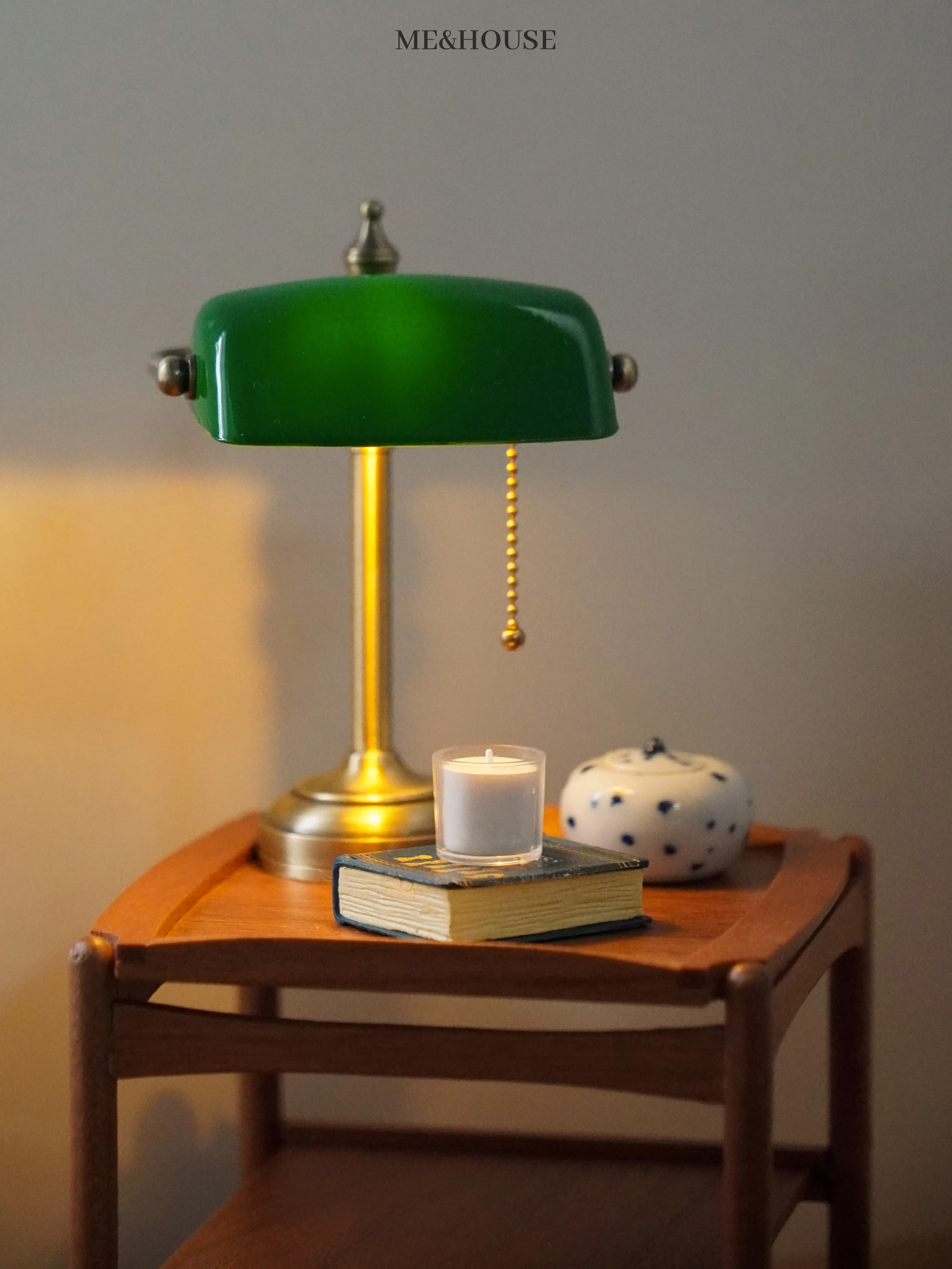Accessori per casa delle bambole in miniatura 1/6, lampada da scrivania retrò verde con cordino, lampada da comodino.