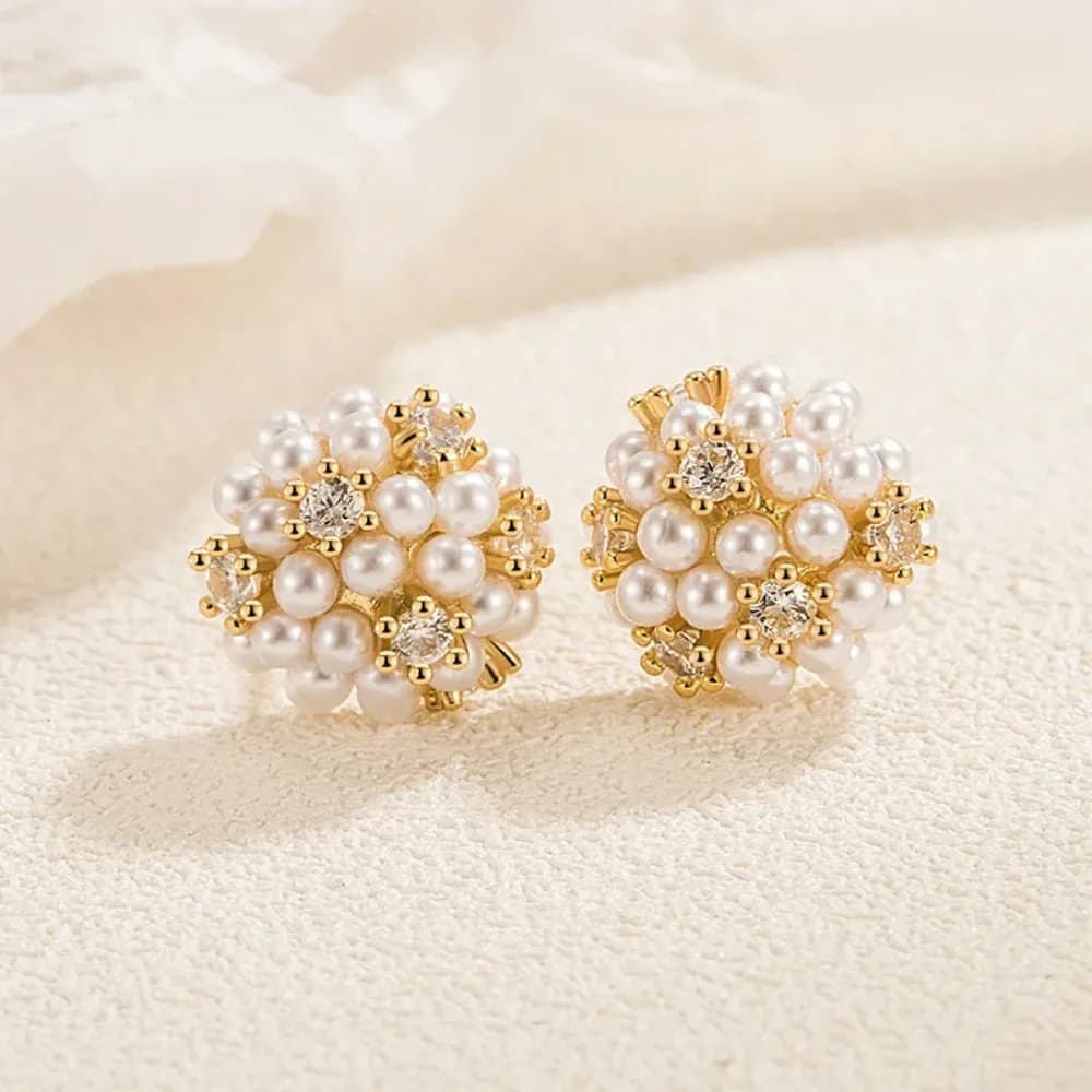Orecchini a Perno con Fiore e Perle Finte alla Moda per Donne e Ragazze, Eleganti Orecchini Circolari in Stile Coreano, Gioielli Trendy ed Economici