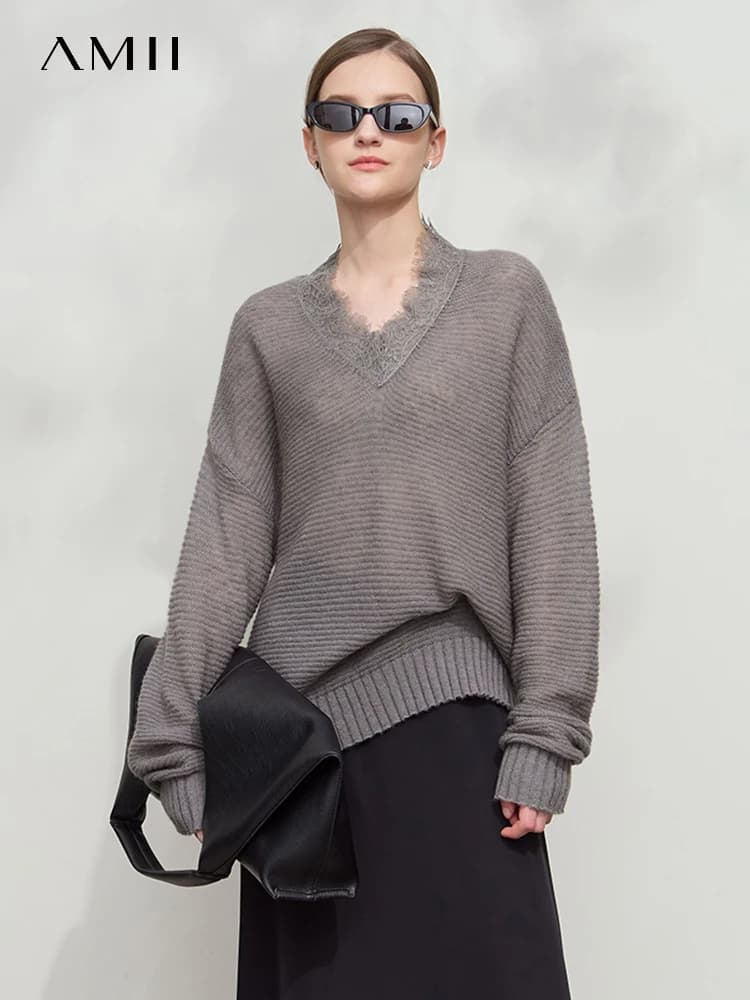 AMII Minimalismo Maglione lavorato a maglia Donna 2025 Autunno Nuovo pizzo Solido sottile scollo a V Mohair di media lunghezza Pullover allentato Top in maglia 12551043