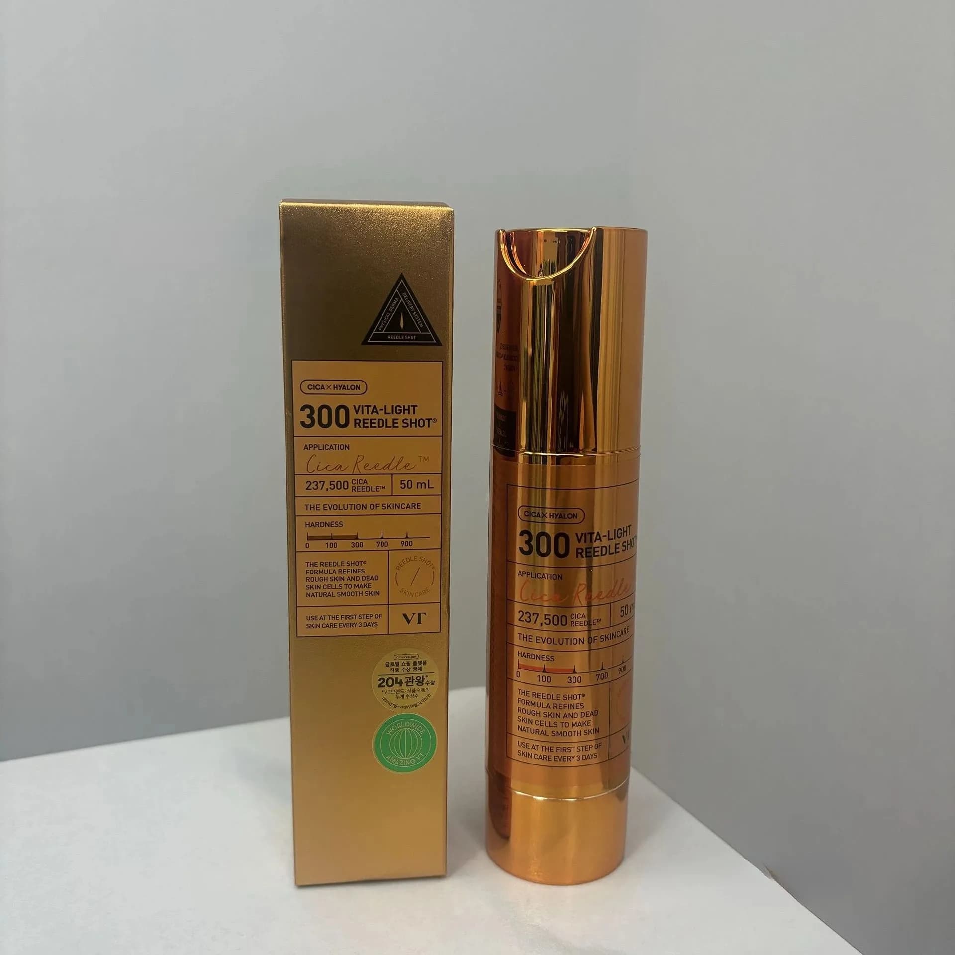 Vita-Light Reedle Shot 300, Serum with Vitamin C Capsules, Vitamin E, Hydrating Care, Korean Skincare for Sensible Skins