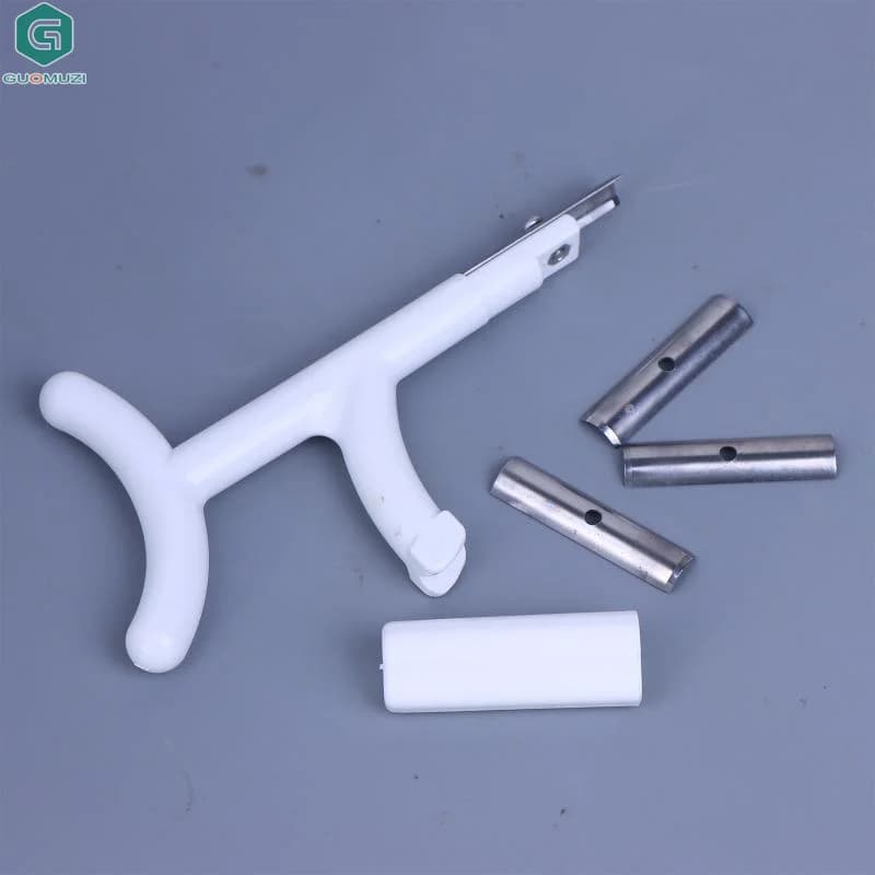 1 set di plastica per tiro all'aperto accessori da caccia freccia piuma raschietto spogliarellista rimuovere tiro con l'arco freccia alette strumento