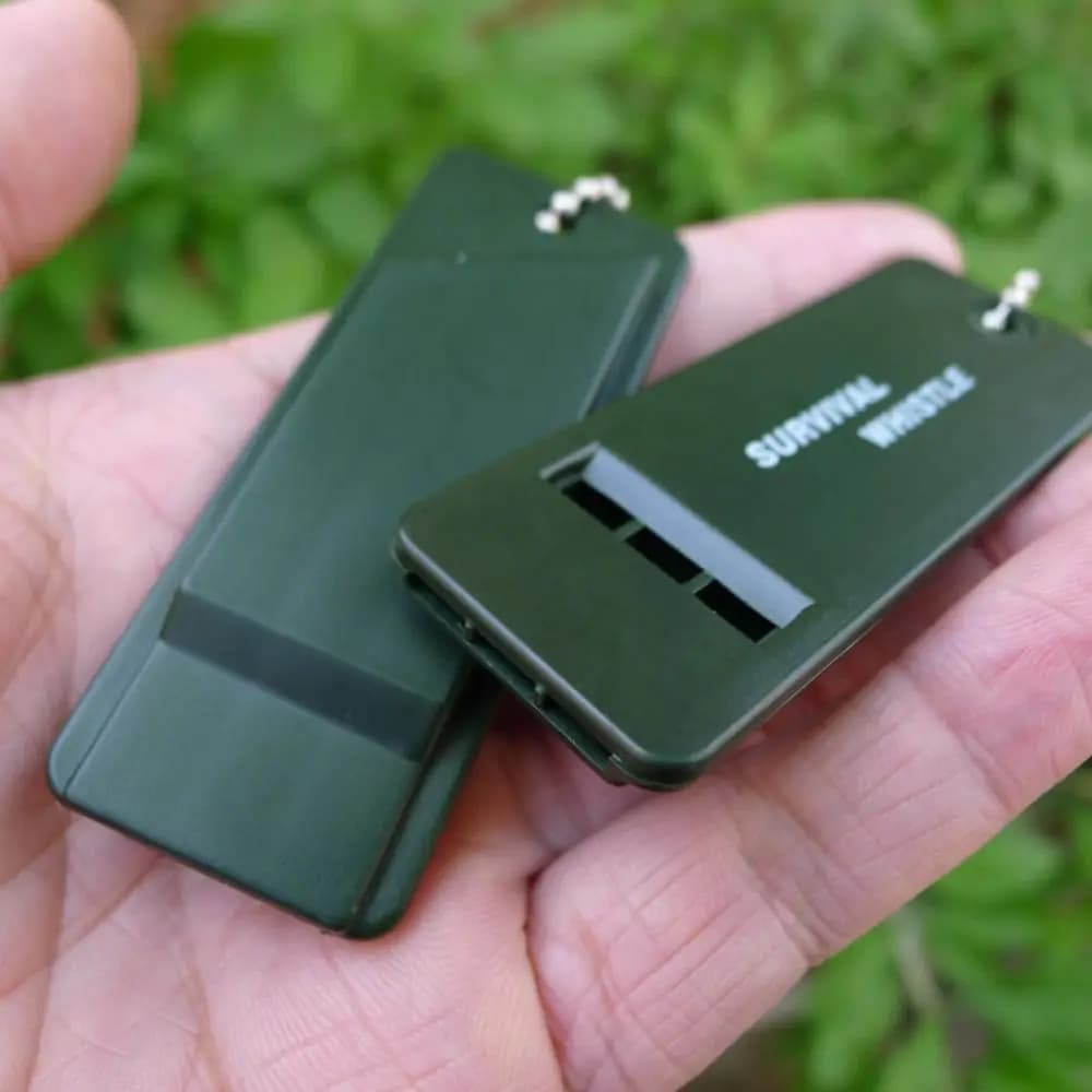 Camping High Decibel Outdoor Tool Keychain Rescue Whistle Survival Tool Emergency Whistle Survival Whistle 3-Frequency Whistle