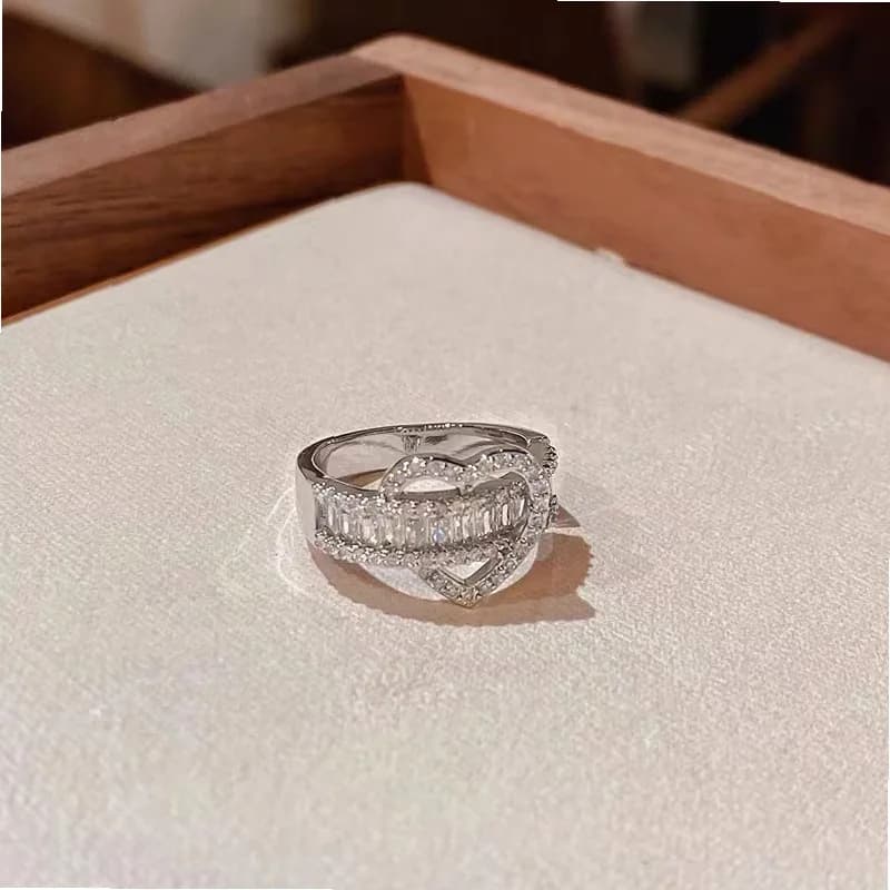 New Ring of Love with Diamonds for Women 2023, Style Ins from Luxurious Niche Design and Minimalist