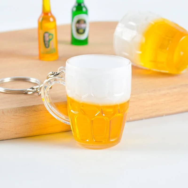 Creativo Mini simulazione boccale di birra portachiavi uomo e donna coppia portachiavi borsa ornamento appeso regalo Oktoberfest
