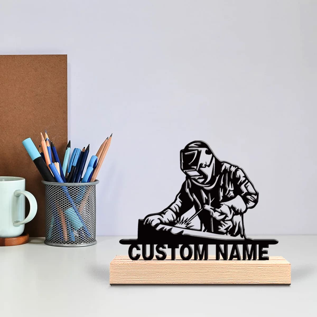 1pc Beauty Personalized Custom Welder Metal Art With Wooden Base Tabletop Decoration Elegant Wooden Base Decor for Living Room,