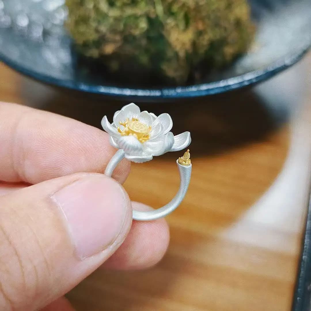 Blessing Buddha Ring For Lady Finger Accessories Adjustable Trendy Golden Lotus Flower Ring Women Jewelry Open Size