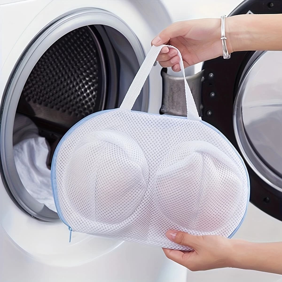 2pcs 3D bra specific laundry bag, washing machine for washing underwear, anti entanglement and anti deformation