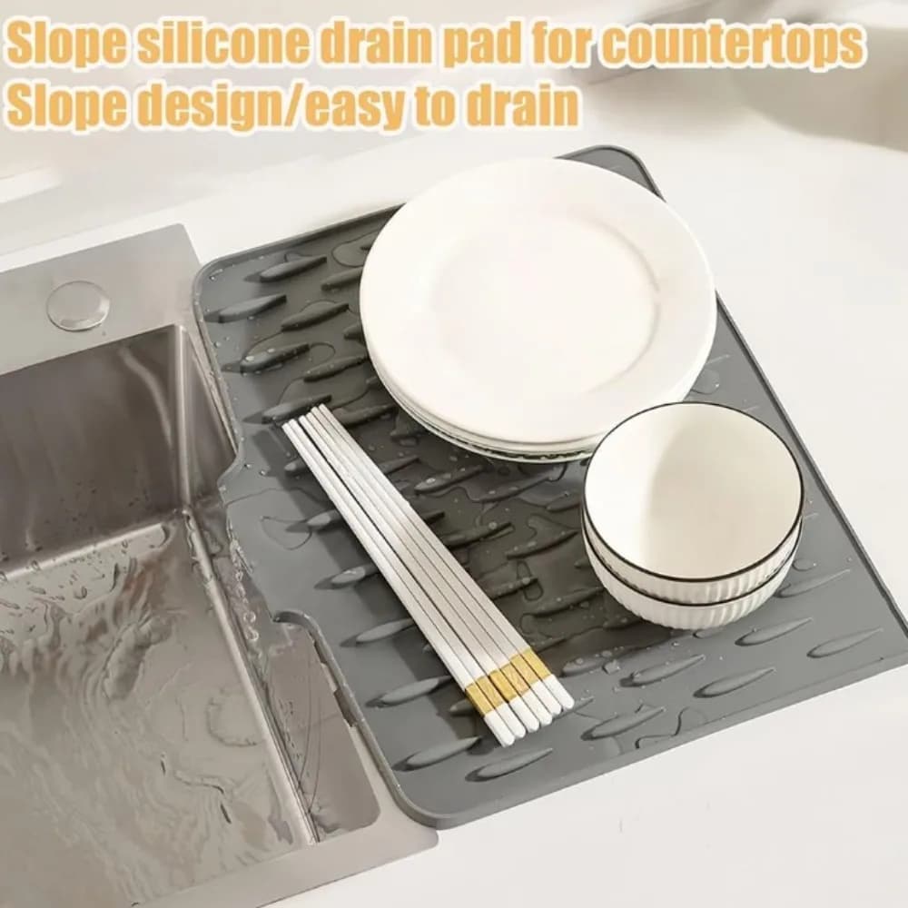 Silicone Kitchen Drainage Mat Sloped Heat Resistant Silicone Drain Mat Non-Slip Base Multi-Function Cutting Board Pad