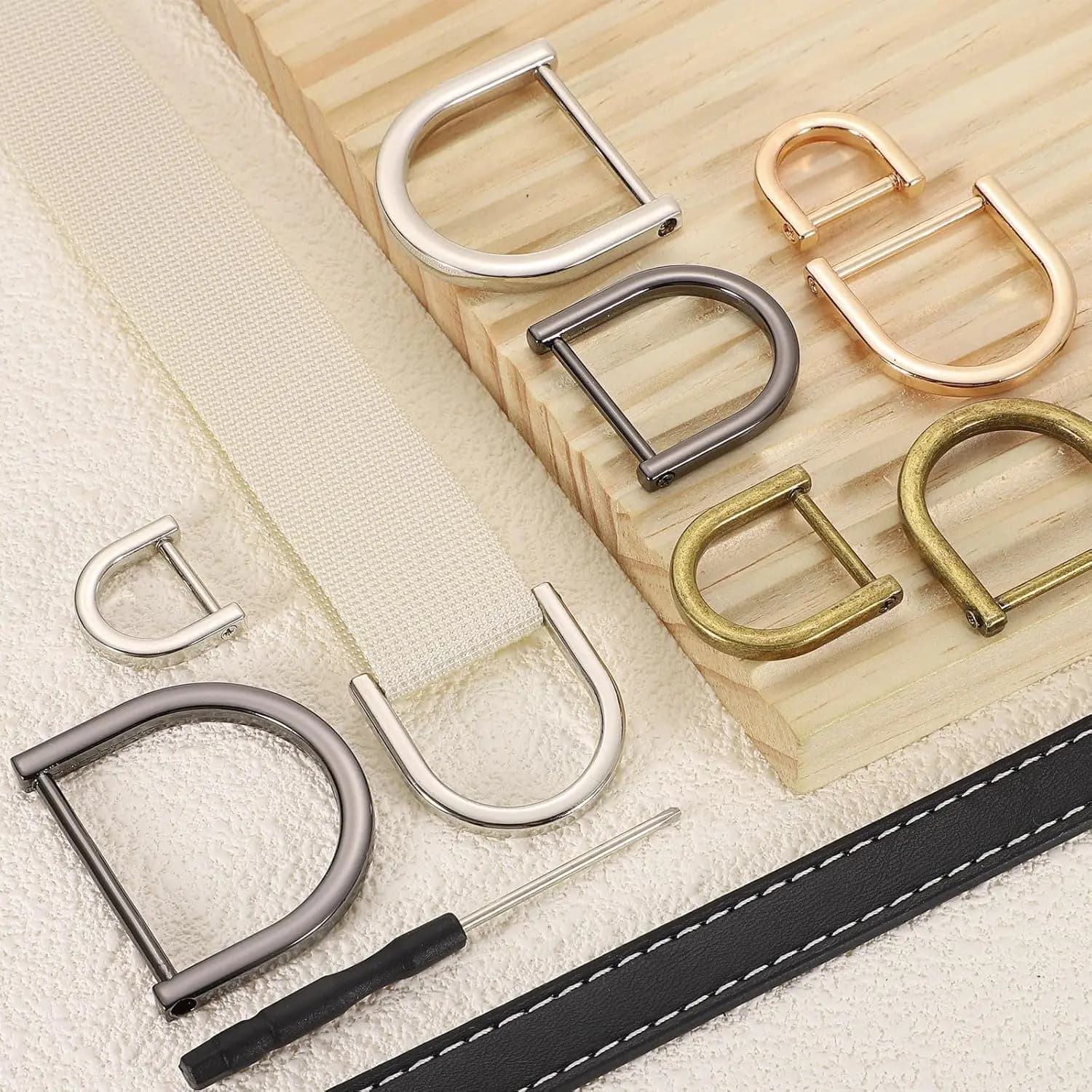 2 pieces D-Rings Screws with horseshoe grill U-shaped D-ring for accessories for handcrafted bags with DIY leather strap