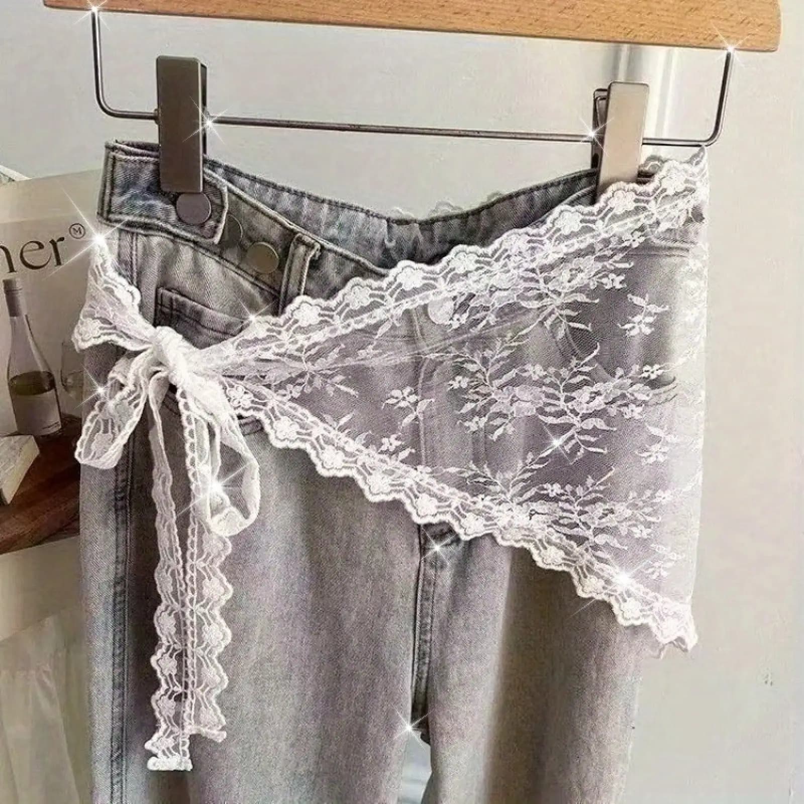 Vintage White Lace Mesh Triangle Headscarf, Autumn And Winter Belt Layering Accessory, Apron Accessory, Hippie Cute, Bohemian, Holiday, Party, Wedding, Halloween, Christmas Gift, Thanksgiving, New Year's Gift, Valentine's Day Gift,