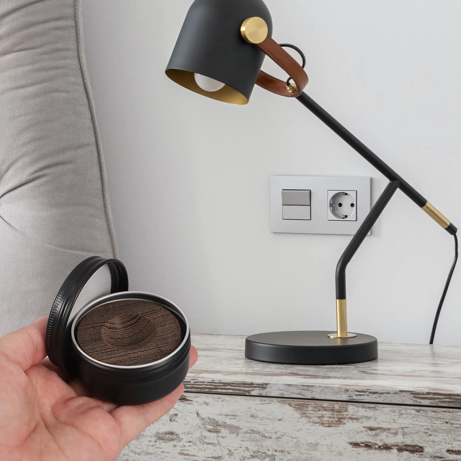 Mini Wooden Essential Oil Diffuser Natural Grain Design Aroma Diffuser for Bedroom Living Room Office Fragrance Diffusers Decor