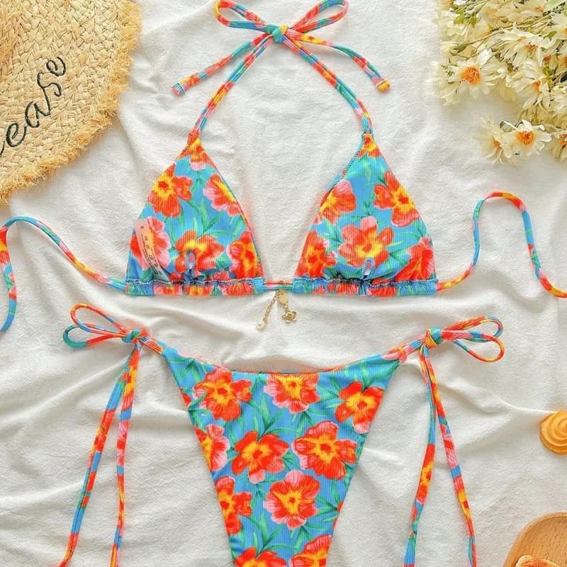 Set Bikini con Stampa Floreale e Laccetti Laterali, Costume da Bagno Due Pezzi Sexy e Trendy per Donne, Ideale per Spiaggia e Vacanze