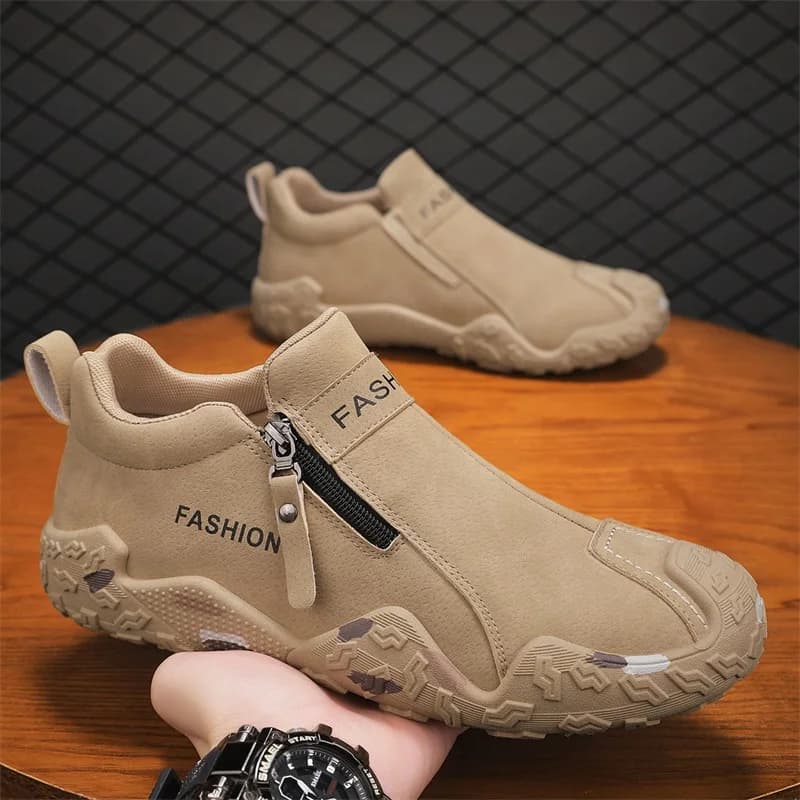 Scarpe Sportive Casual da Uomo 2026, Stivali alla Caviglia Antiscivolo e Resistenti all'Usura, Calzature da Lavoro per Esterni per Camminare Comodamente