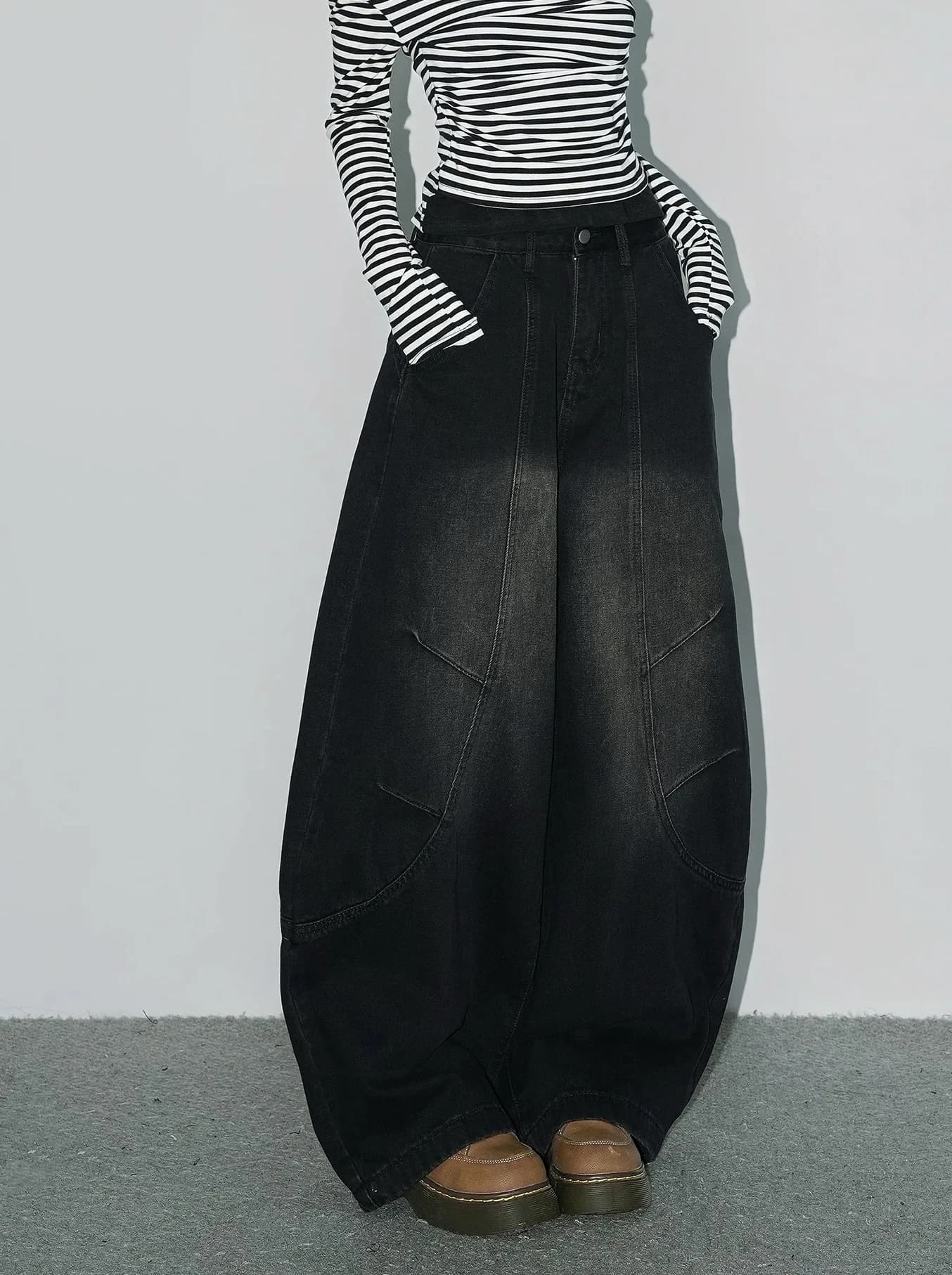 Y2K Jeans neri Donna Vita alta Retro Denim lavato Coltello curvo Pantaloni a forma di pera Autunno