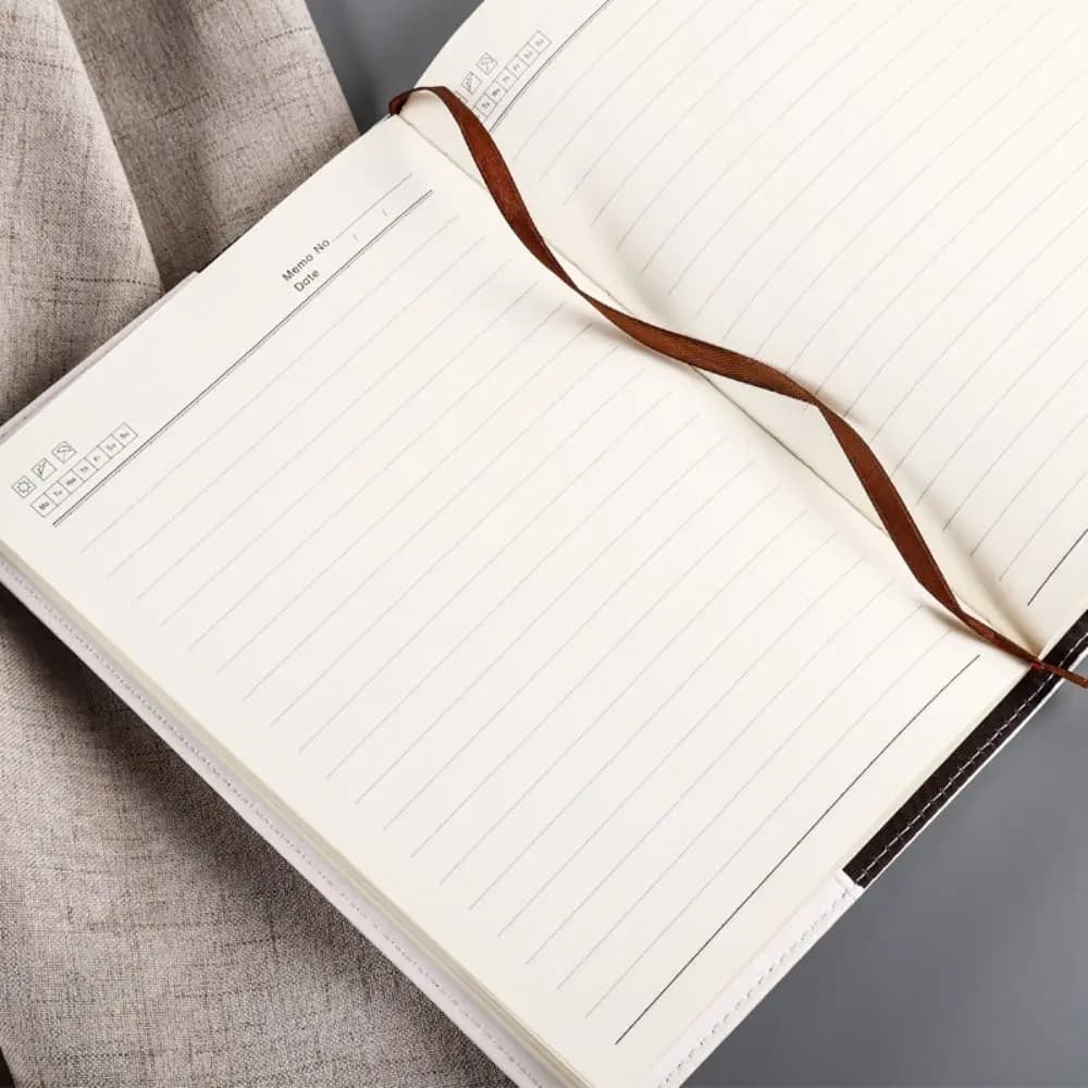 PU Leather Journal Notebook With Lock A5 100Sheets Line Paper Personal Notebook Retro Hard Cover Lockable Secrets Journal Gift