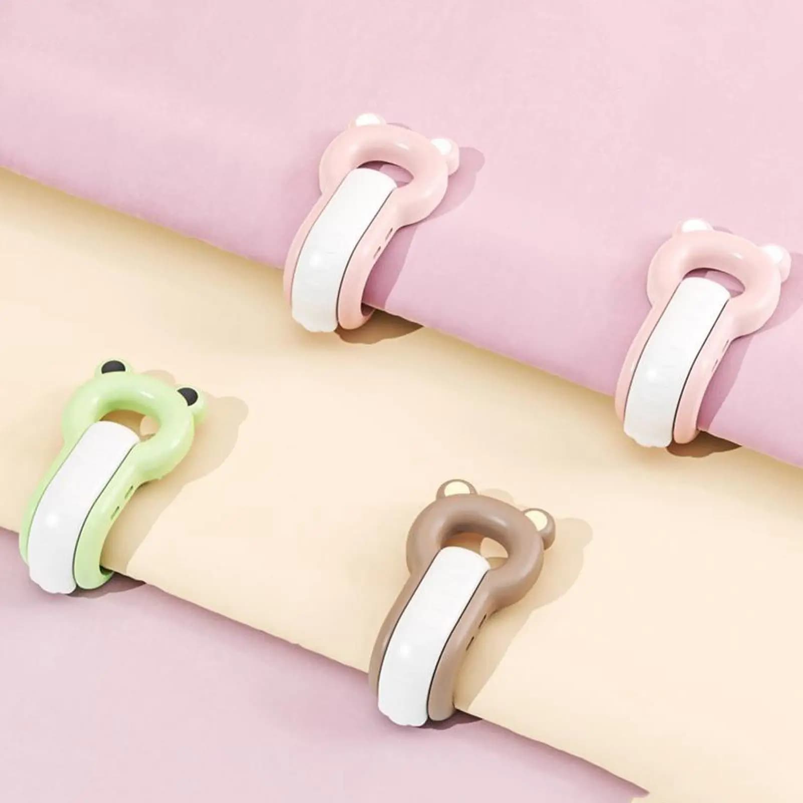 Anti-slip clip for fixing the sheets, 6 pieces, bed linen clips in the shape of a bear, bed linen clips.