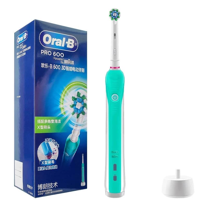 Spazzolino Elettrico Oral-B Pro600 3D Impermeabile IPX7 con Timer Intelligente, Sensore di Pressione, Ricarica Induttiva per Adulti