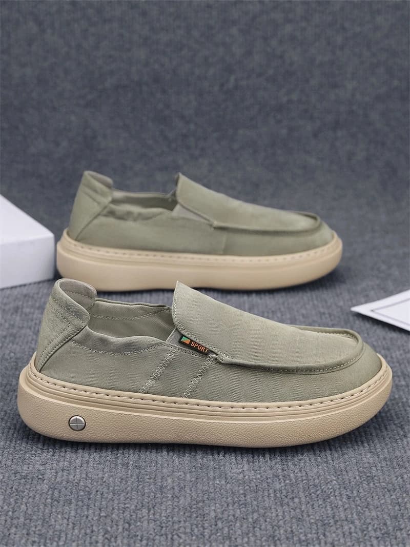 Scarpe Casual Estive da Uomo Traspiranti Slip-On, Scarpe Sportive Leggere in Tessuto Verde, Versatili e Comode per Ogni Occasione