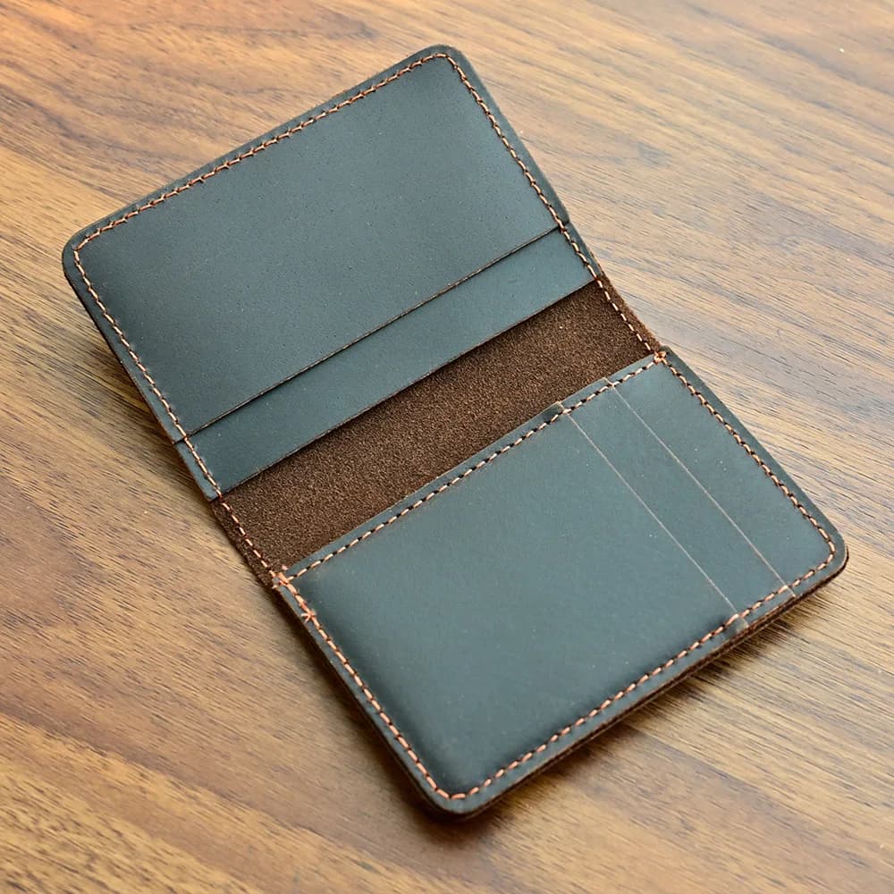 Porta carte di credito in pelle fatto a mano per carta di credito e patente di guida Desinger portafogli per carte Bifold licenza 7.5x10.5cm