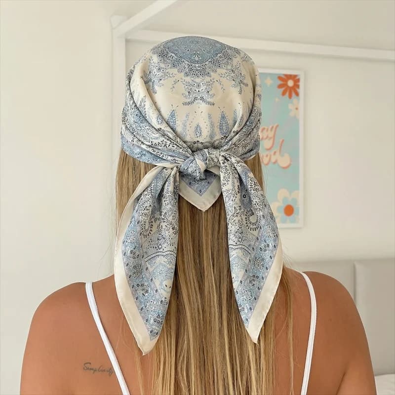 Foulard quadrato in seta di lusso stampato da donna, per collo, capelli, fascia, hijab da spiaggia, bandana, 70 cm