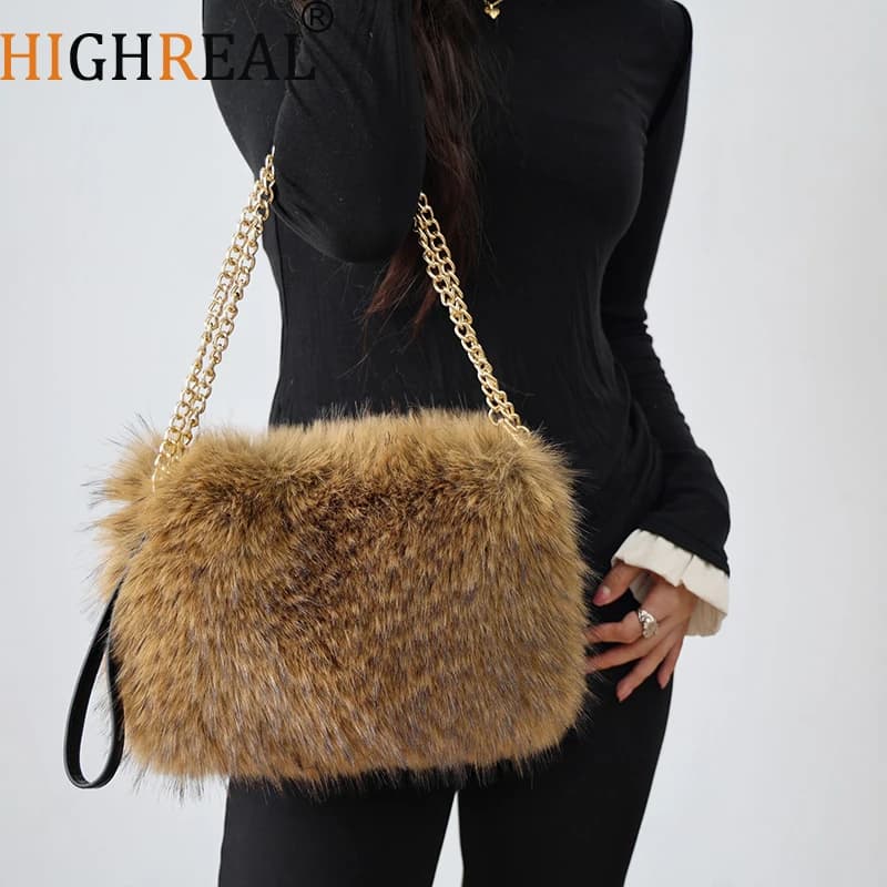 Borsa quadrata a catena da donna Borsa tote casual in pelliccia sintetica Borsa a tracolla versatile e sfocata Borsa femminile morbida e carina autunno inverno