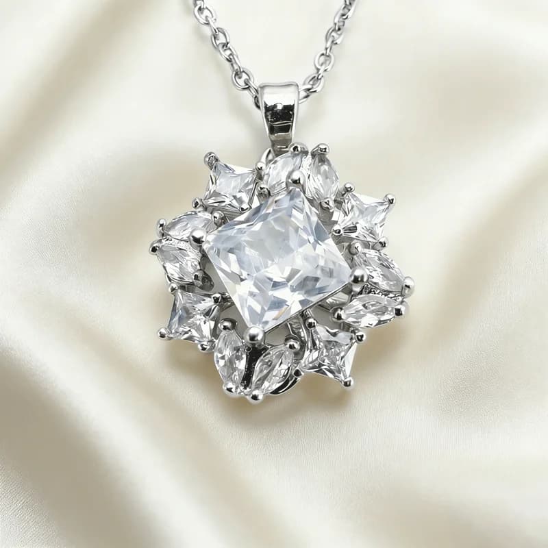 Collana con pendente in zircone a forma di fiore con taglio principessa, placcata in rame, stile lusso leggero, per donna, ideale per matrimoni, feste, uso quotidiano, regalo alla moda.