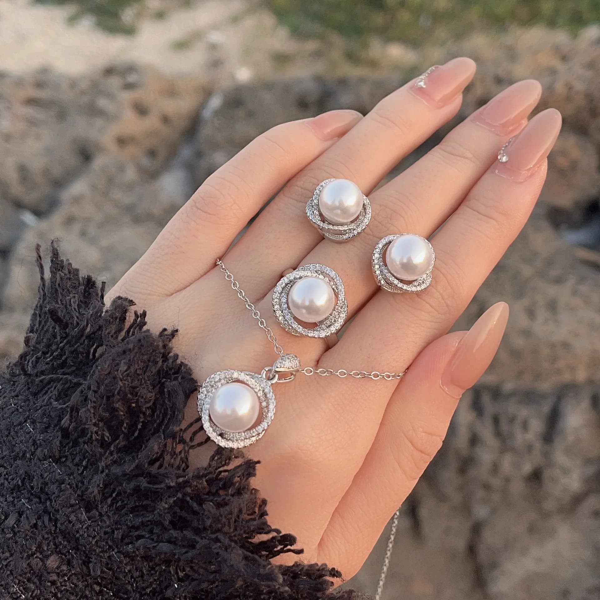 Creative pearl ring earrings necklace hollow out silver 925 inlaid with full diamond round white round beads fashion jewelry set