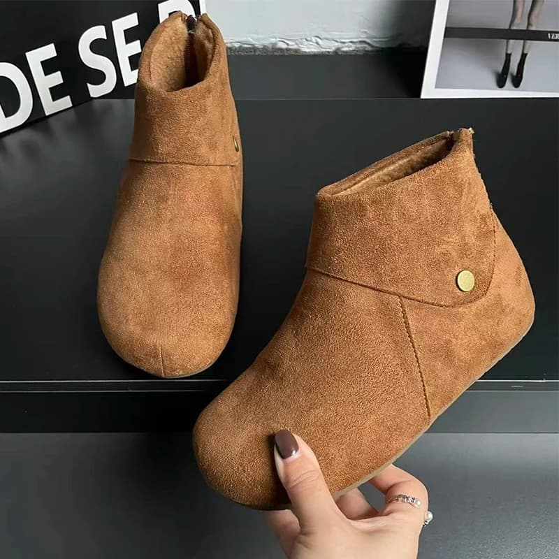 Scarpe basse da donna in pelliccia Stivali da neve Donna Scarpe sportive invernali Sneaker in cotone caldo 2025 Scarpe da corsa casual da passeggio Mujer Botas corte