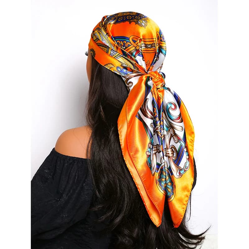 Nuovo marchio Stampa Fascia Sciarpa Moda donna 90 * 90 cm Raso di seta Hijab Bandana Neckerhicef Protezione solare Scialle Avvolgere Foulard