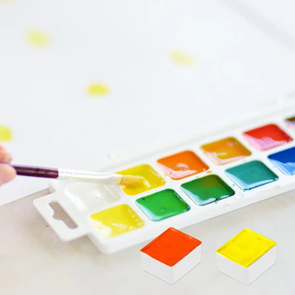 60Pcs Watercolor Paint Pans White Plastic Thick Walls 1.8ml Capacity Empty Half Pans for Acrylic Oil Watercolor Travel Palette