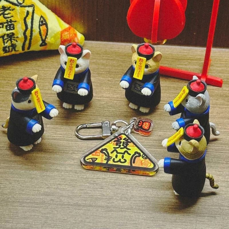In Stock Funny Cute Zombie Cat Qing Dynasty Palace Mysterious White Cat Q Version Figure Blind Box Desktop Decor Holiday Gifts