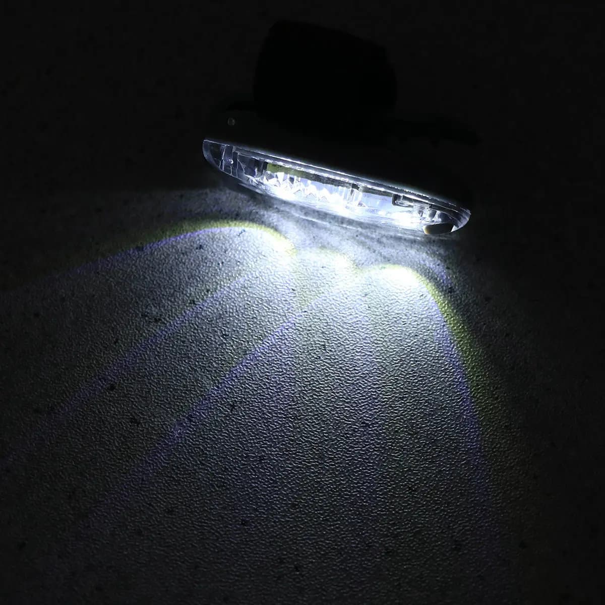 Luce di Sicurezza LED Rossa per Corsa, Clip Luminosa Lampeggiante per Corridori, Cani, Biciclette, Luce di Sicurezza Notturna, Attrezzatura Riflettente per Corsa