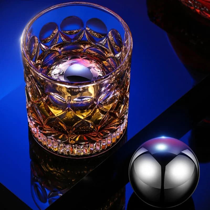 Set di stampi per palline di ghiaccio grandi da 2 pezzi per whisky - Metallo in acciaio inossidabile - Pietre di whisky refrigerate congelate - Cubi di ghiaccio non sciolti